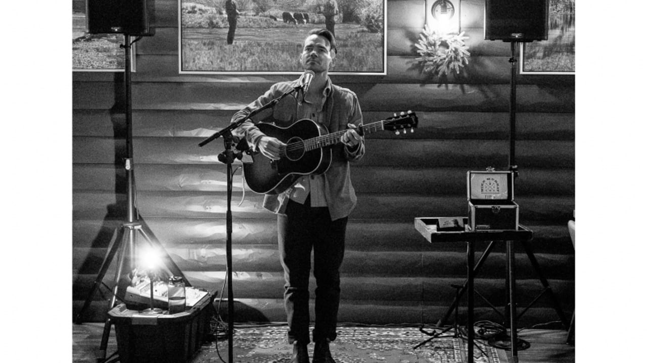 Live Music at Freestone Restaurant with Mike Murray
