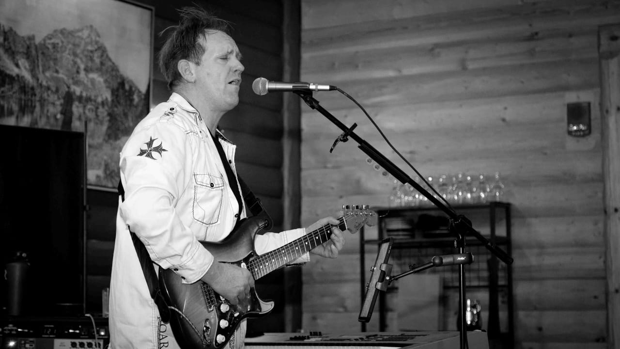 Live Music at Freestone with Matthew Morris