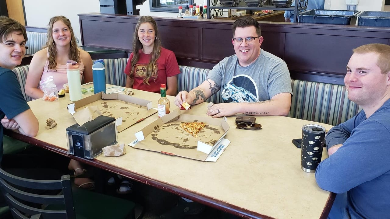 Pizza & Prayer - Intervarsity Christian Fellowship