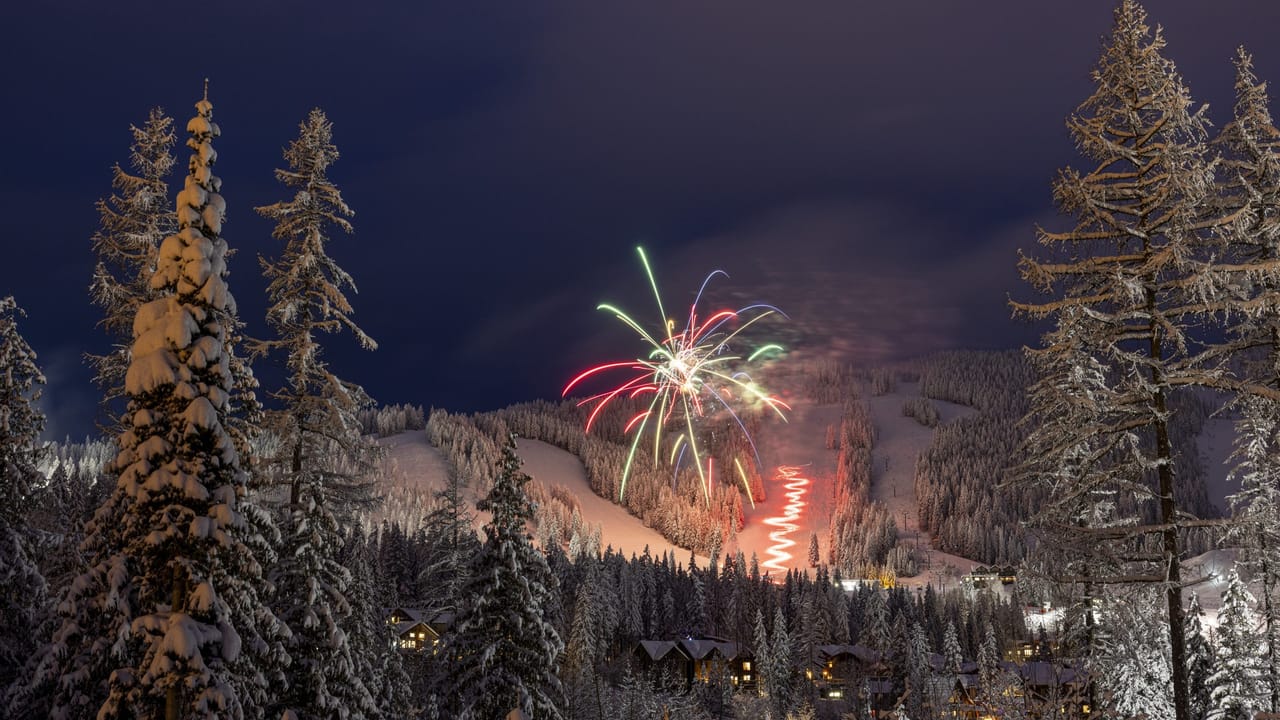 President\'s Day weekend Torchlight Parade and Fireworks