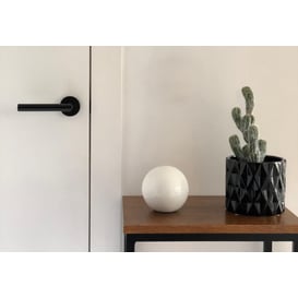 Slika 05.252.13 Posuda okruglog oblika - crna