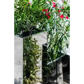 Slika 74.102.80 Velika posuda četvrtastog oblika