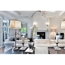 Slika 31.040.18 Posuda okruglog oblika - srebrna