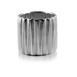 Slika 05.151.13 Posuda u obliku cilindra - srebrna