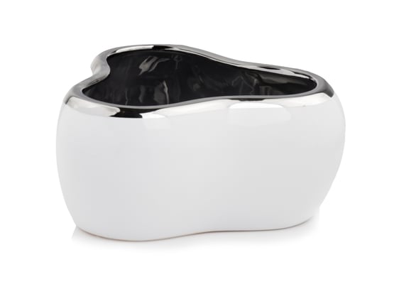 Slika 31.053.28 Posuda nepravilnog oblika - bijela