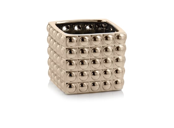 Slika 31.101 Posuda četvrtastog oblika - zlatna