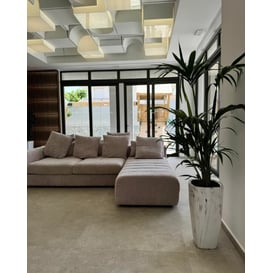 Slika 01.514. 57/61 Set od dvije posude četvrtastog oblika - bijeli mramor