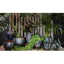 Slika 28.001.23 Posuda okruglog oblika sa podlogom - crna