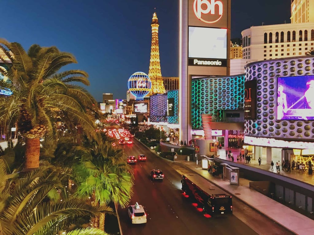 Las Vegas Combines The Best Of Entertainment And 420 Friendly Activities