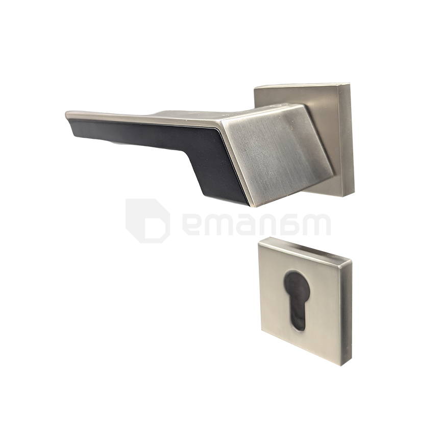 სახელური როზეტით Kerry 328-E315 + ზესადები ცილინდრი