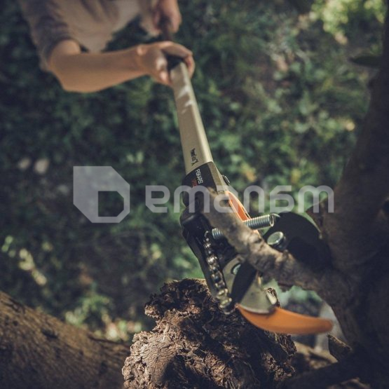 ხის სეკატორი Fiskars UPX82 1023625 1650მმ.