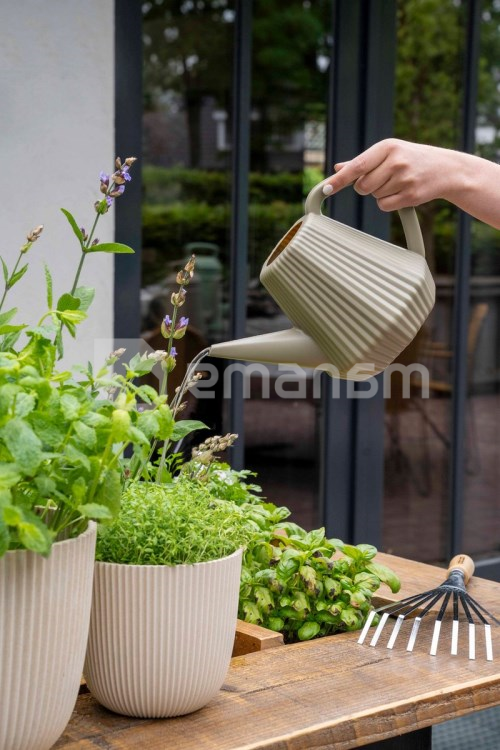 ქოთანი ყვავილის Capi Europe Planter Ball Groove sawdust 21,5x20სმ