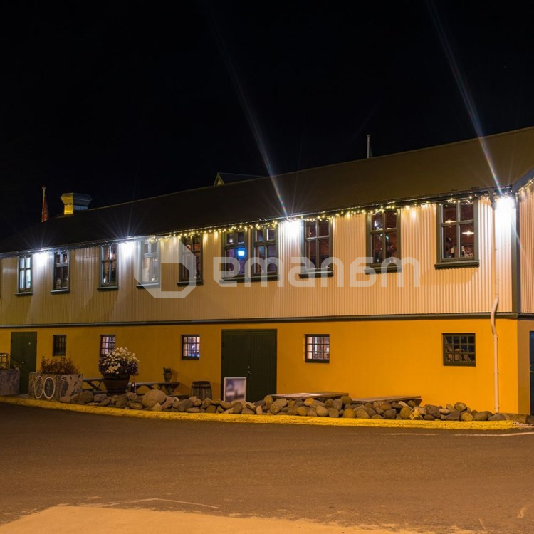 ლედ პროჟექტორი  V-TAC 30W SMD  F სერია შავი ფერი  6400K 6745