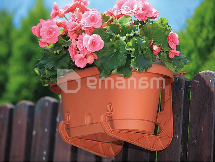 კრონშტეინი ყვავილის ქოთნისთვის FORM PLASTIC universal bracket for box 0480-014 ანტრაციტი
