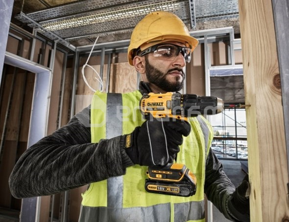 აკუმულატორის დრელი-სახრახნისი DeWalt DCD777S2T-QW 18V