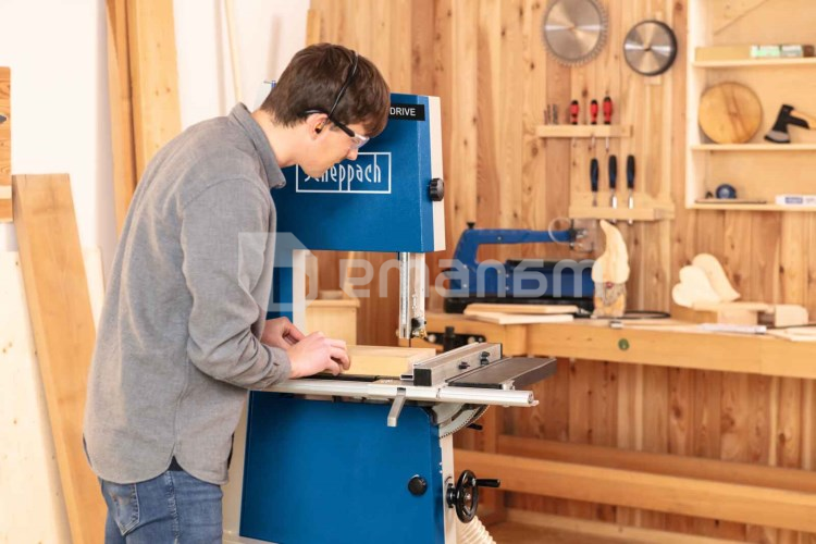 ხერხი ლენტური Scheppach BASA 3 800W