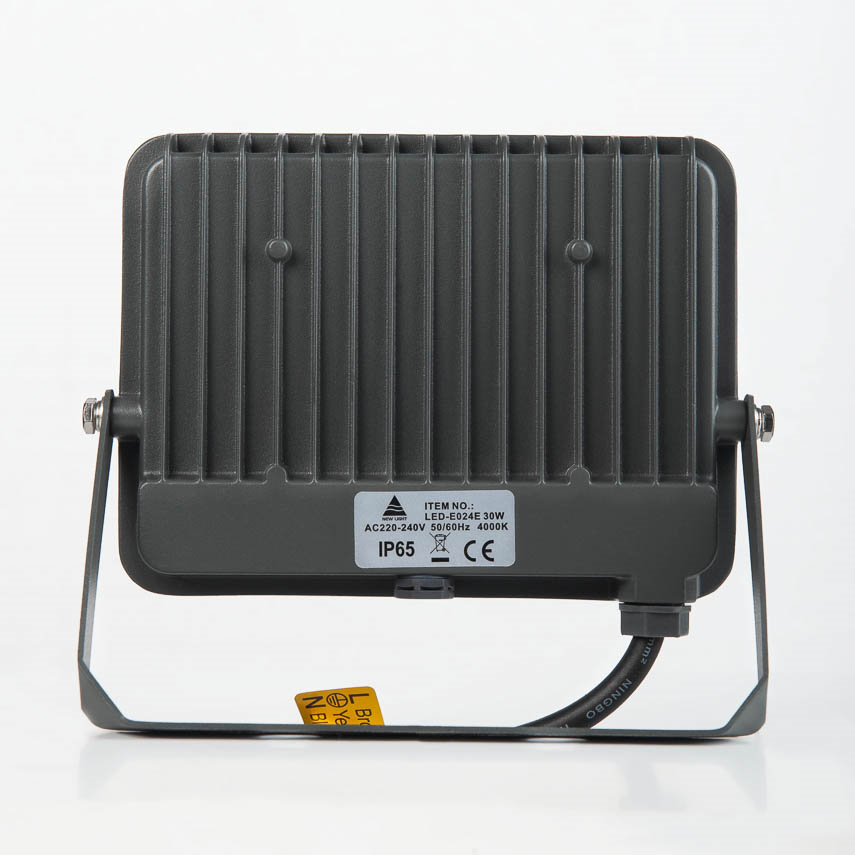 პროჟექტორი New Light LED 30W 4000K 85Lm SMD E024E