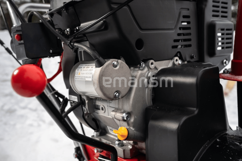 თოვლის საწმენდი მანქანა SnowLine 760 TE 9600W