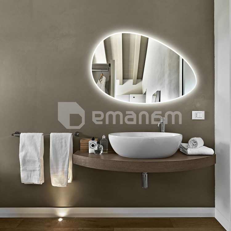 სარკე უკონტაქტო სენსორით Silver Mirrors оmegа 920х600