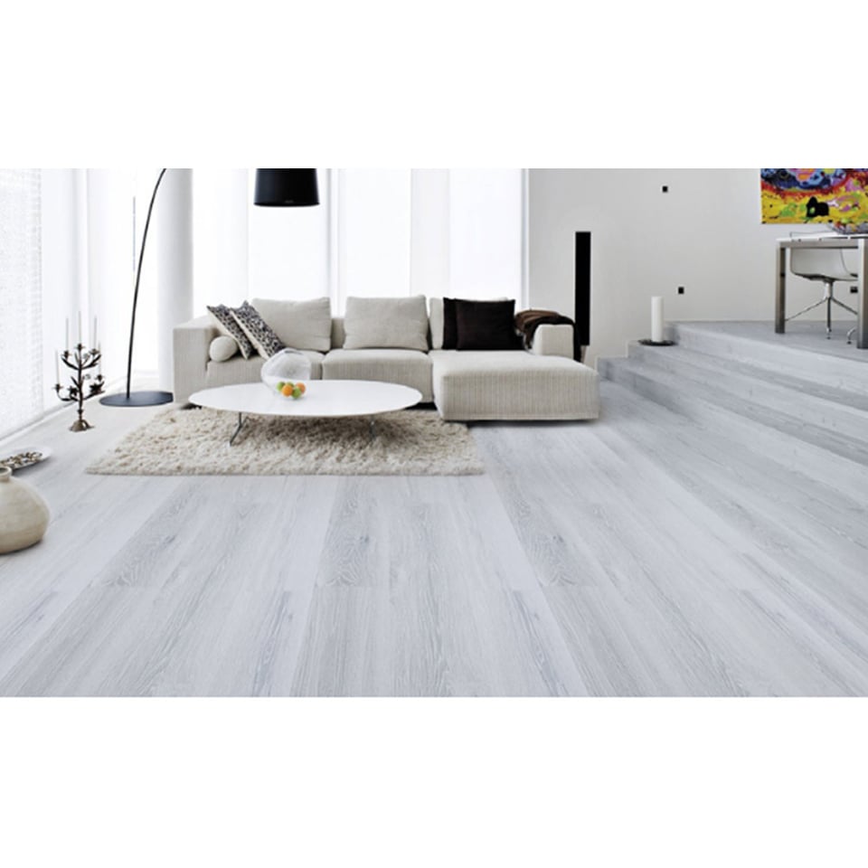 ლამინატი Derby 1380x190x8mm Oak Melas (33 კლასი)