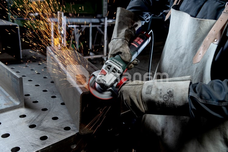 კუთხის სახეხი მანქანა Metabo WEV 19-125 Q M-BRUSH 1900W