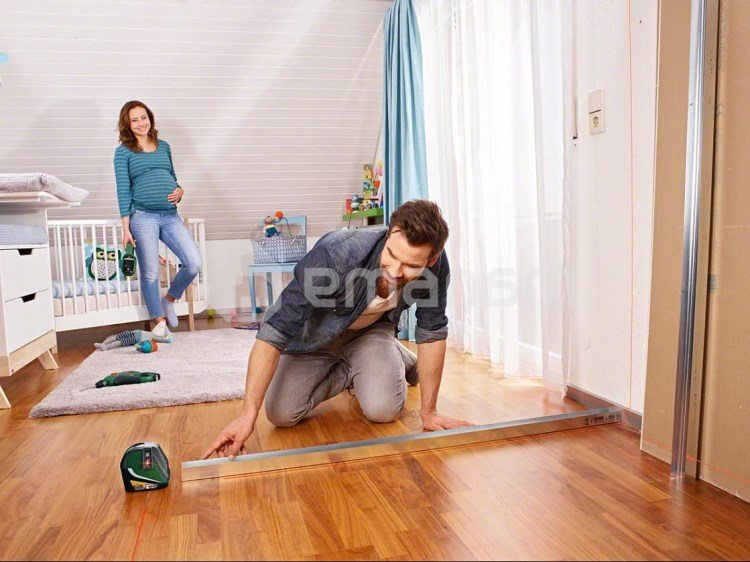 ლაზერული ნიველირი Bosch Universal Level 3 (0603663901)