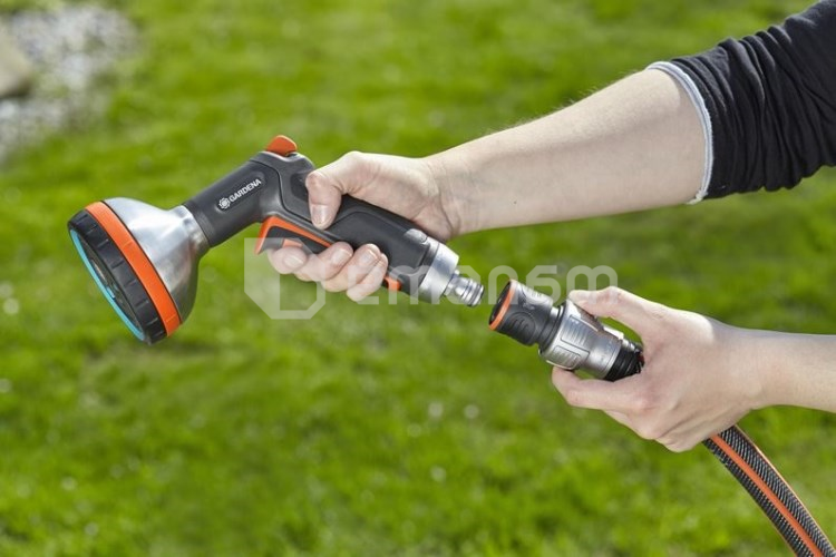 კონექტორი ავტოშეჩერებით Gardena Premium 18254-20 3/4"