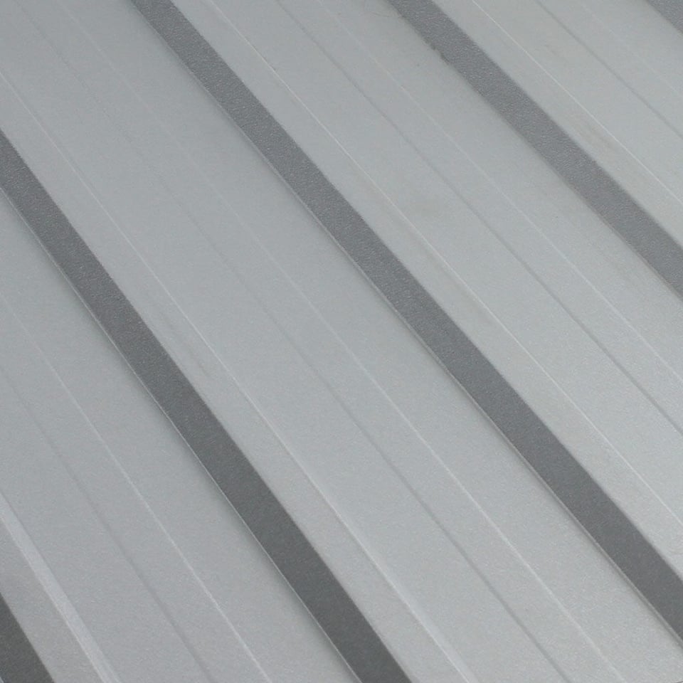 პროფილირებული ფერადი თუნუქის სახურავი 0.45X1140 ხაოიანი RAL 9006 NOVA