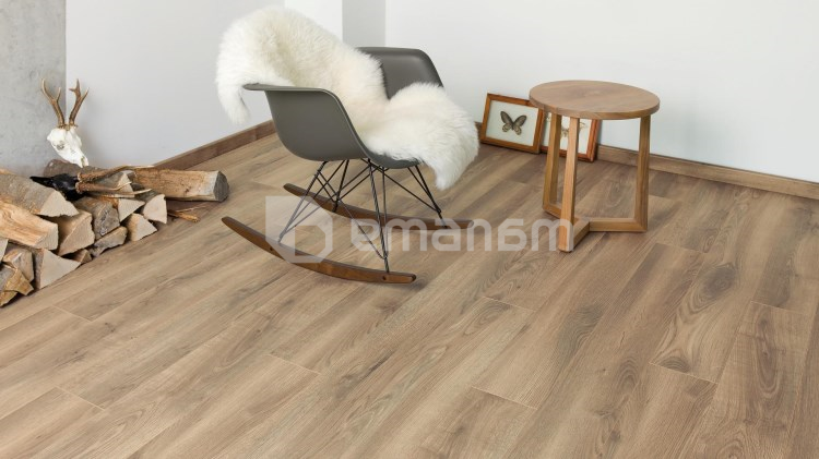 ლამინატი Kaindl Classic Touch მუხა Marineo 37844 4V AC4/32 1383x159x8 მმ