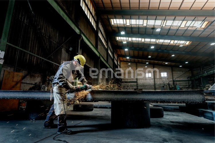 კუთხის სახეხი მანქანა Metabo W 24-230 MVT 2400W