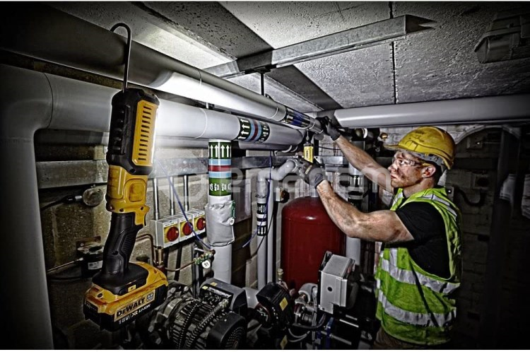 ფარანი DeWalt DCL050-XJ 18V