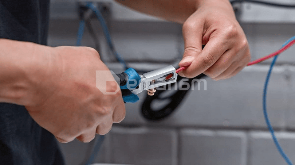 იზოლაციის მოსახნსელი ინსტრუმენტი Bosch 1600A01V03 160 მმ