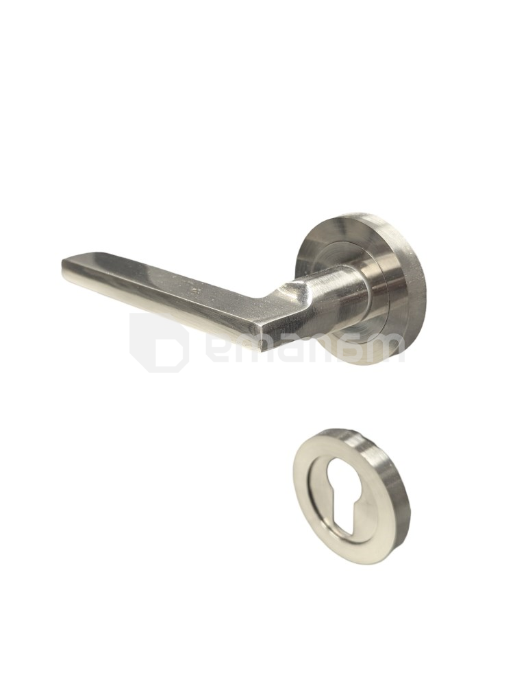 სახელური როზეტით Punto R02A 102-C SN  + ზესადები ცილინდრი