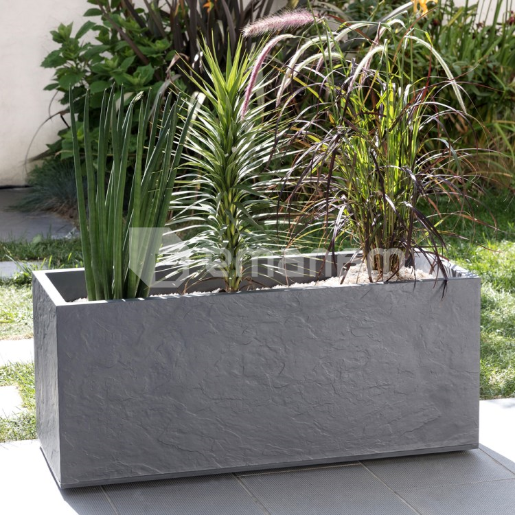 ქოთანი პლასტმასის EDA Plastiques JARDINIERE VOLCANIA DECOR PIERRE 99,5 X 39,5 X 43,5სმ 98ლ