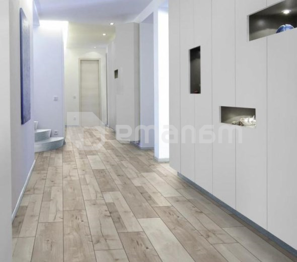 ლამინატი Kaindl NT მუხა Farco Urban 1383x193x8 AC4/32