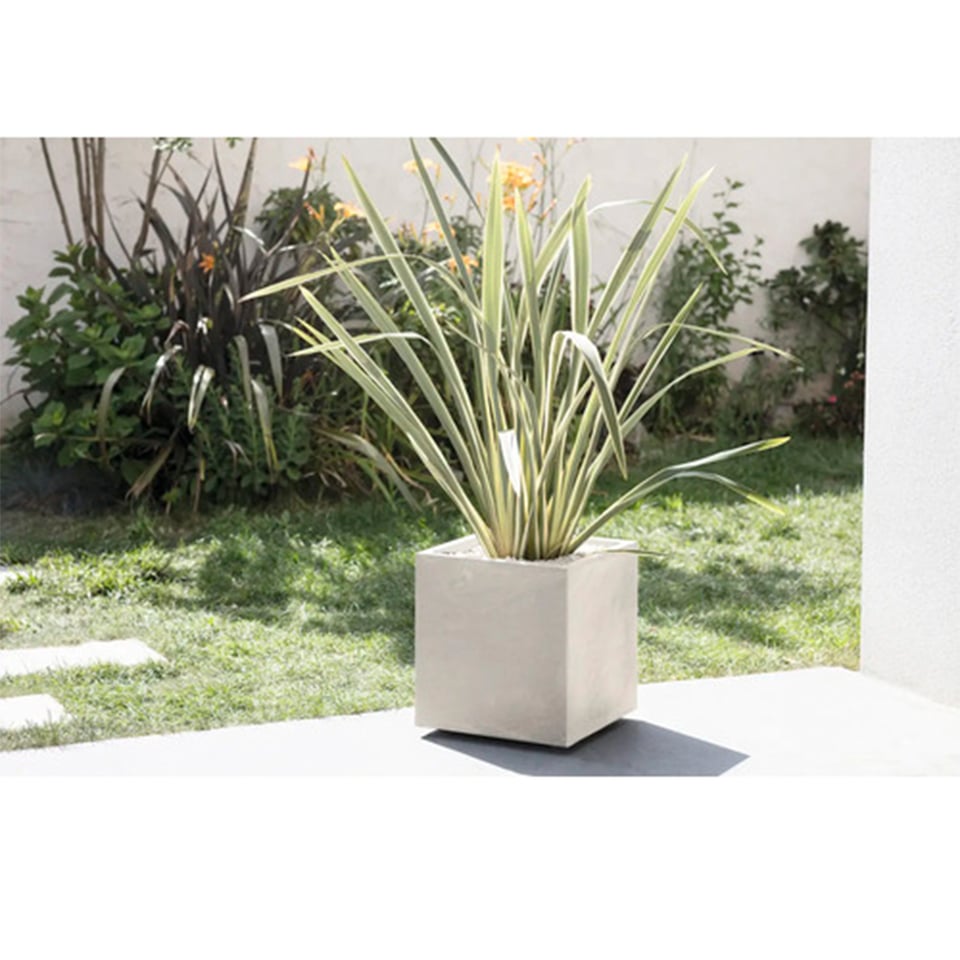 ქოთანი პლასტმასის EDA POT CARRE VOLCANIA DECOR PIERRE 39.5x39.5x43.5 სმ 31 L