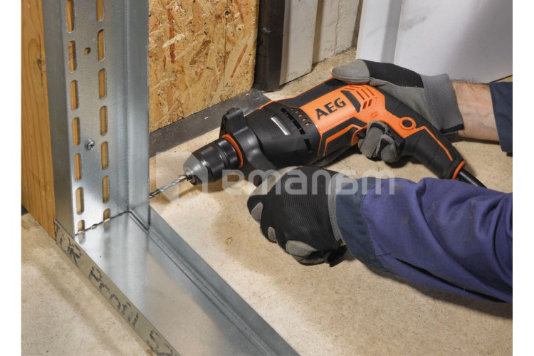 დარტყმითი დრელი AEG SBE 705 RE 705W