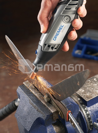 მრავალფუნქციური ინსტრუმენტი Dremel 3000 130W (F0133000JX)