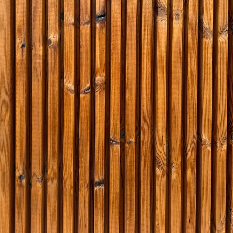 თერმულად დამუშავებული ხე იფანი (ASH)