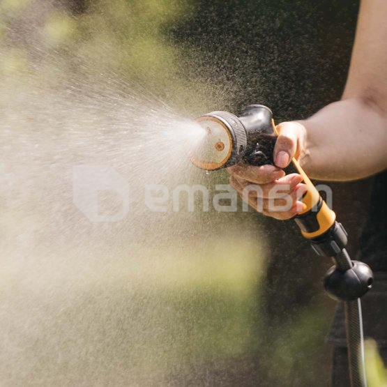 სარწყავი პისტოლეტი რეგულირებადი Fiskars 1065483