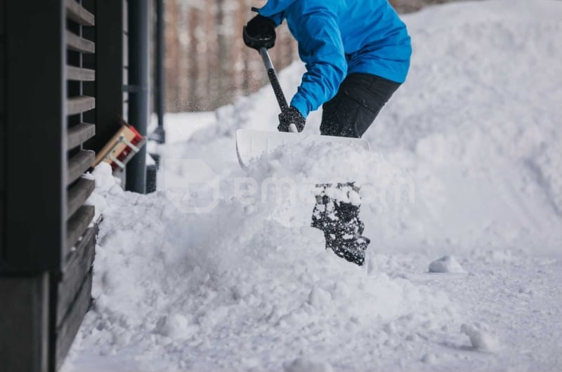 ნიჩაბი თოვლის Fiskars SnowXpert 1052521