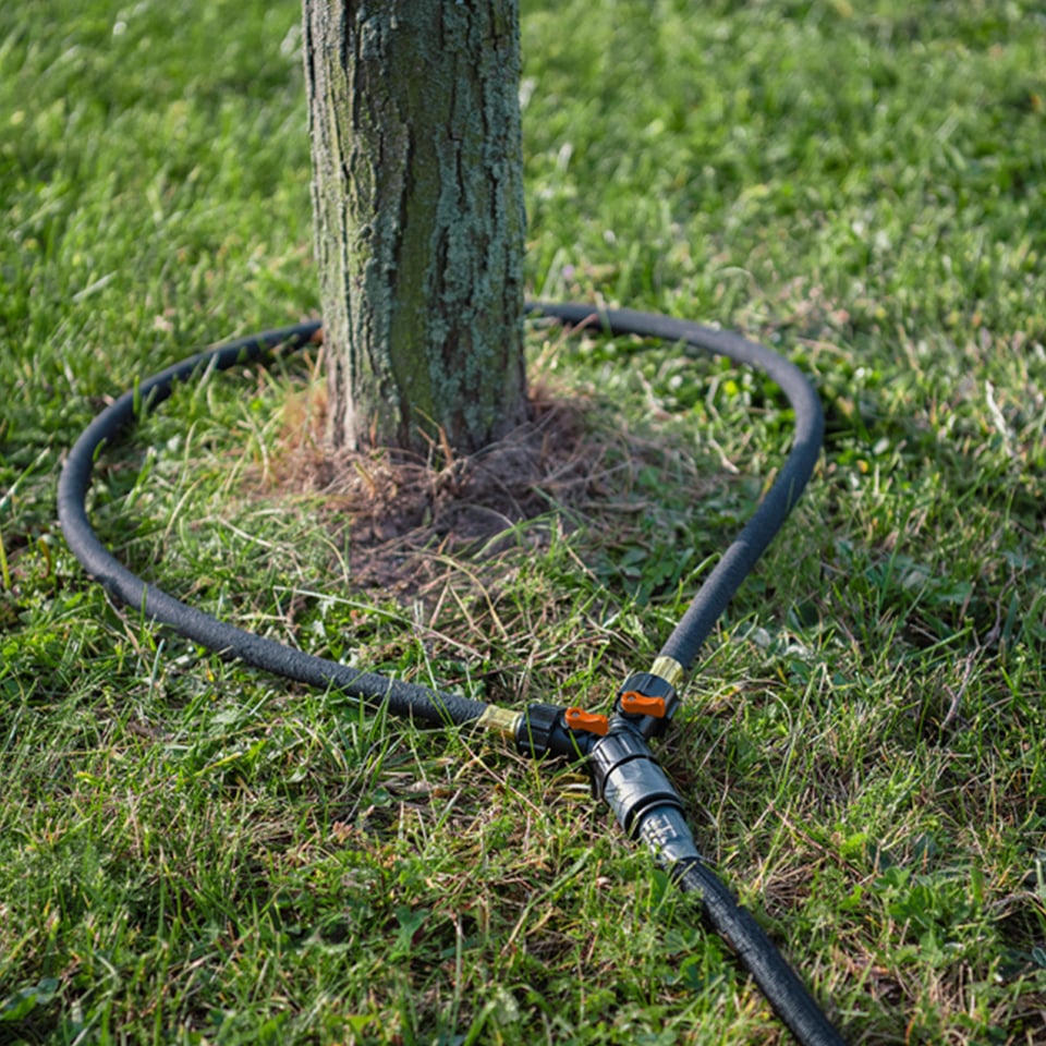 სარწყავი მილი სარქველით BRADAS AQUA-DROP WADC1/215