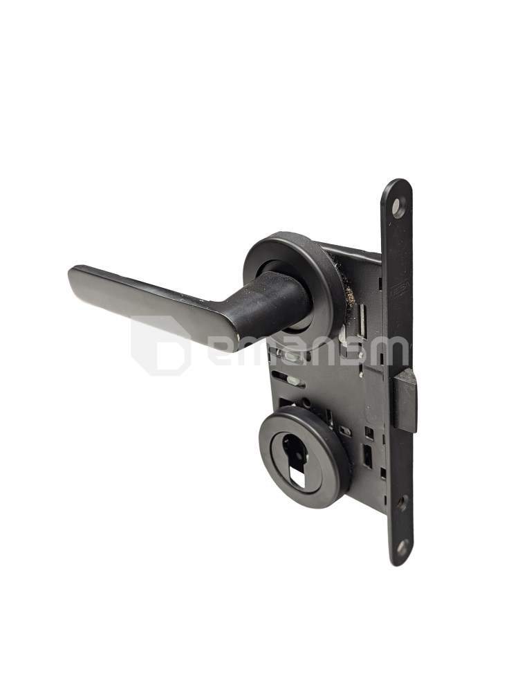 კომპლექტი სახელური და საკეტი Besa AGB 102481 +102495+101717+102473 შავი