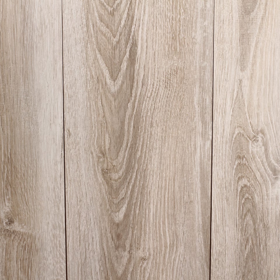 ლამინირებული იატაკი AC3 31.1205X197X7მმ (FF003) BORA