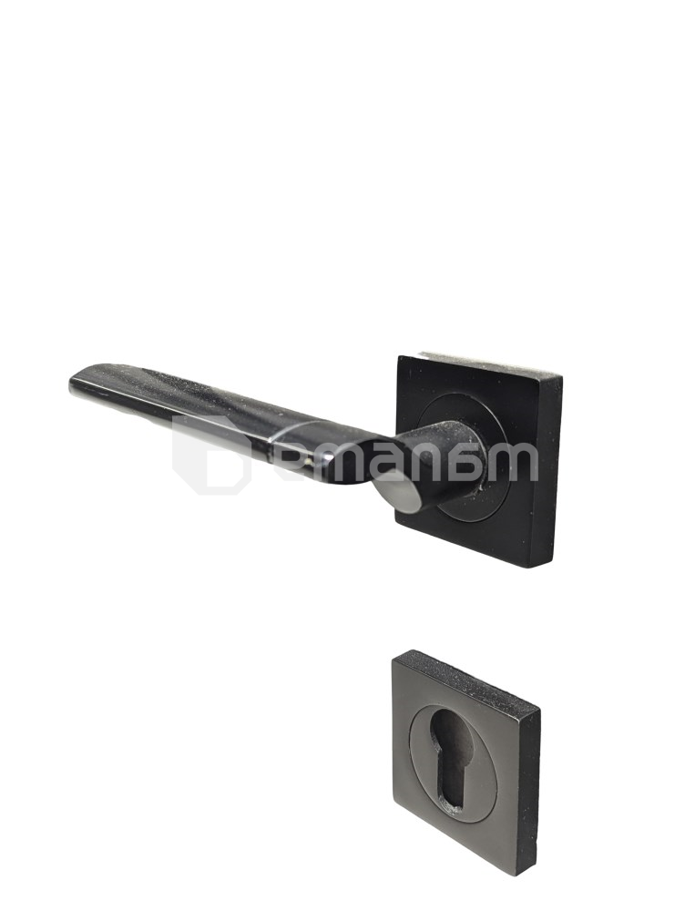 სახელური როზეტით Punto R03 A 103-C + ზესადები ცილინდრი