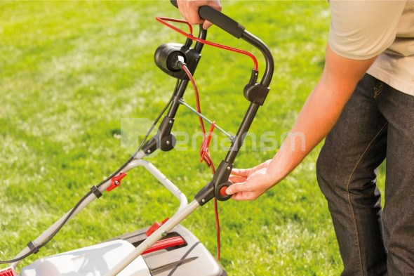 გაზონის ელექტრო საკრეჭი AL-KO Comfort 40 E 1400 W