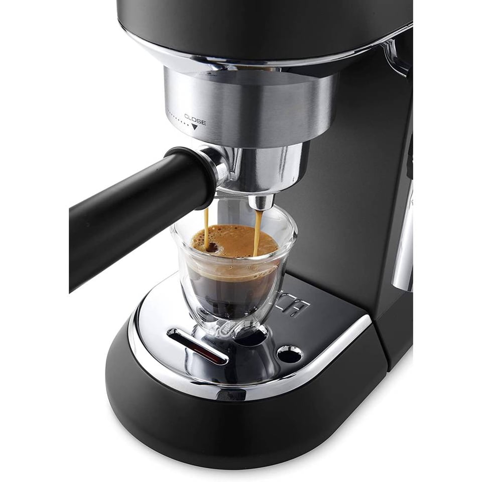Espresso Coffee Maker/ Delonghi EC685.BK Dedica