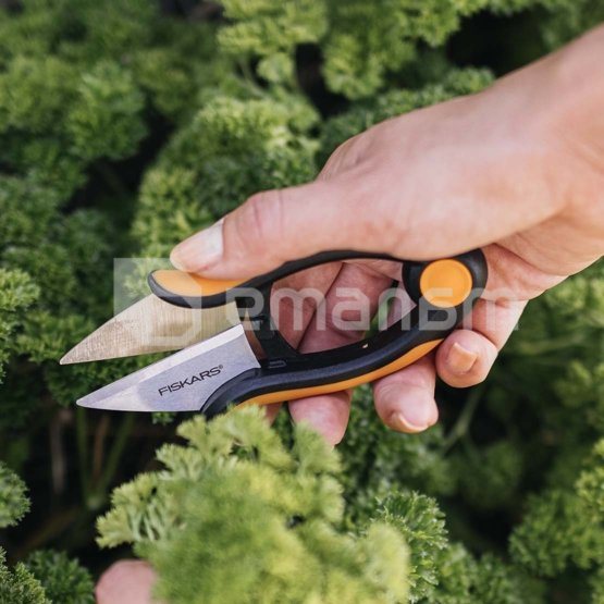 მაკრატელი ბალახის Fiskars SP-220