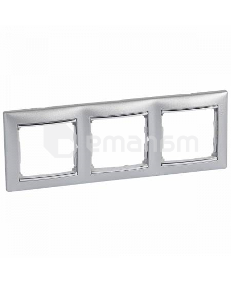 ჩარჩო 3 განყოფილებებიანი LEGRAND ვერცხლსიფერი