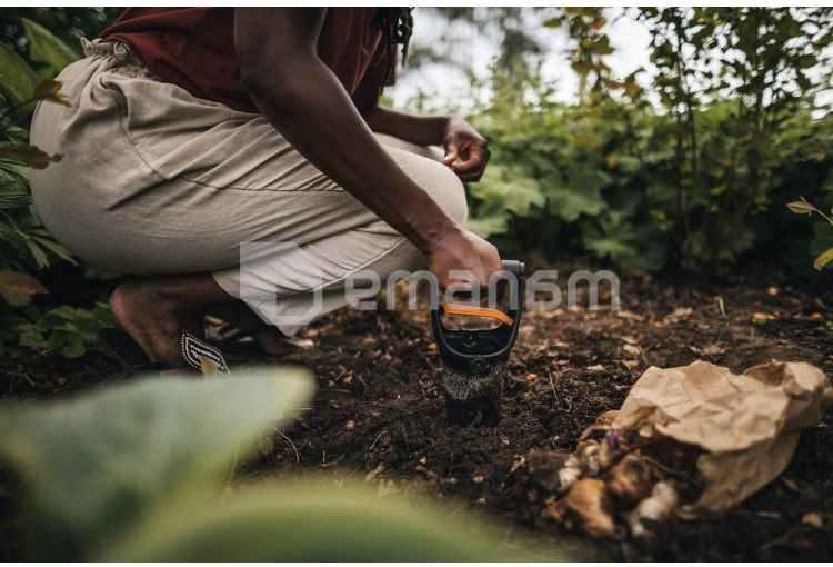 ბოლქვის სარგავი ხელსაწყო Fiskars Solid 1057079